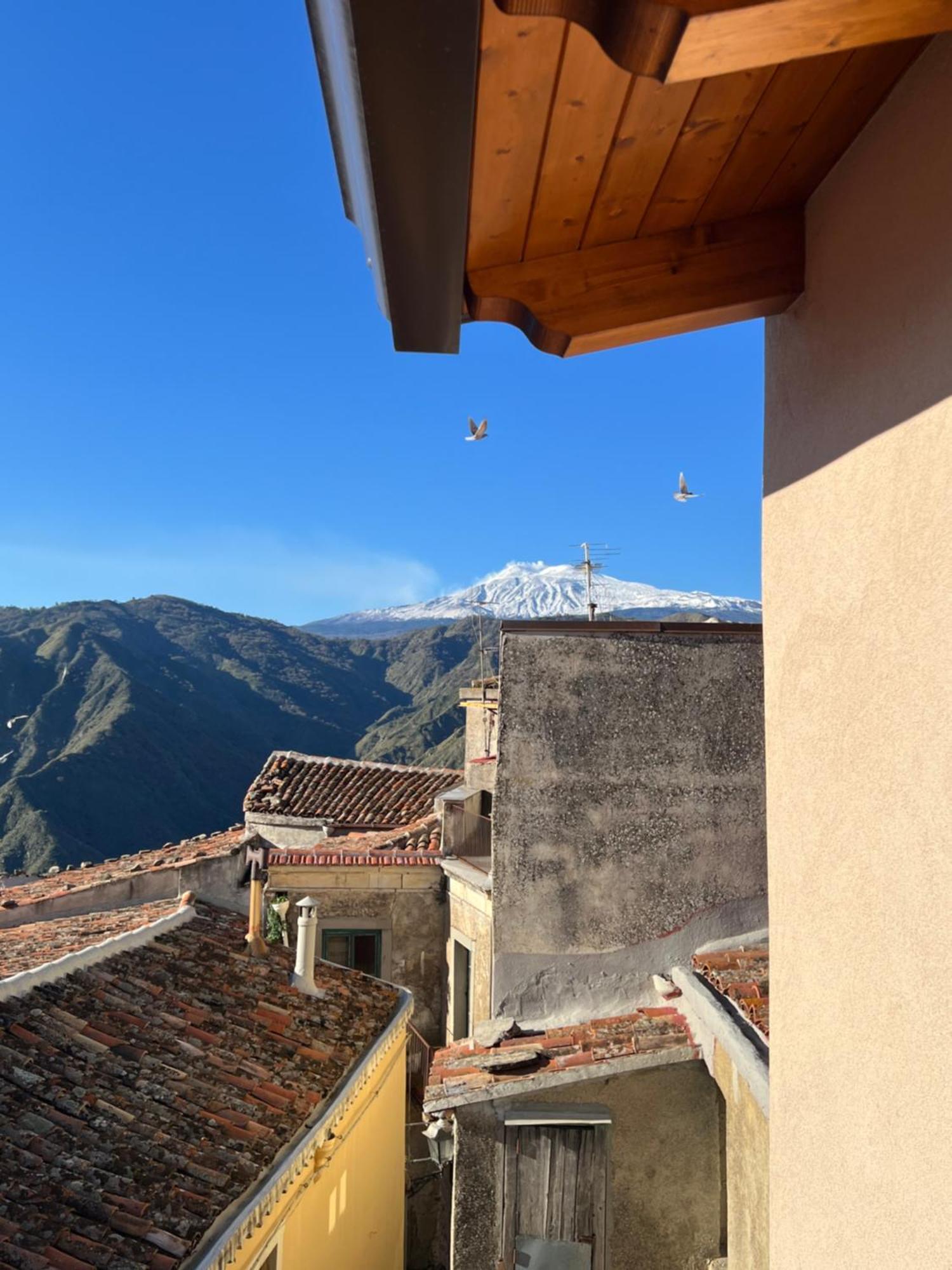 Casa Belvedere Motta Camastra Gole Alcantara Exterior photo