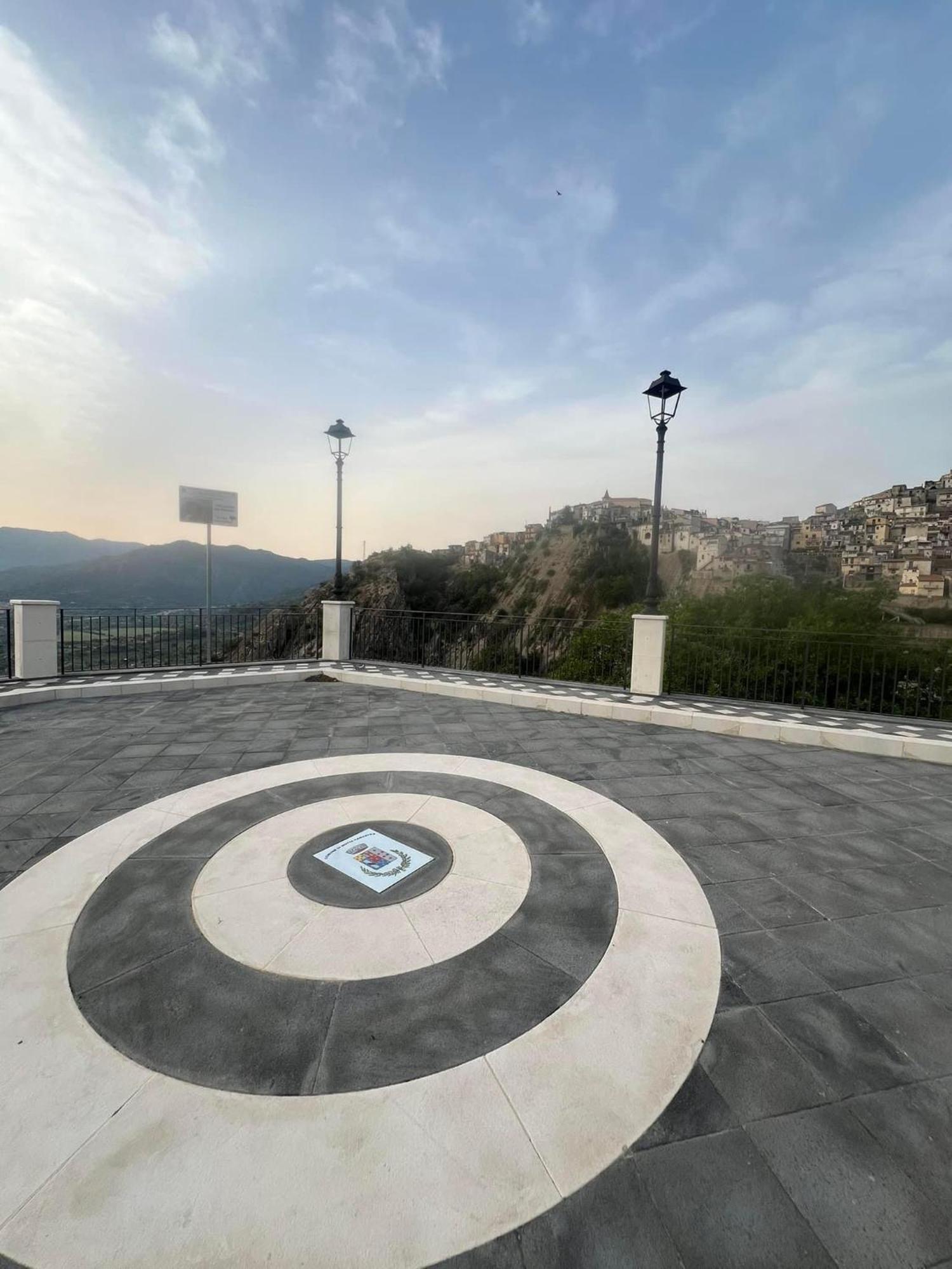 Casa Belvedere Motta Camastra Gole Alcantara Exterior photo